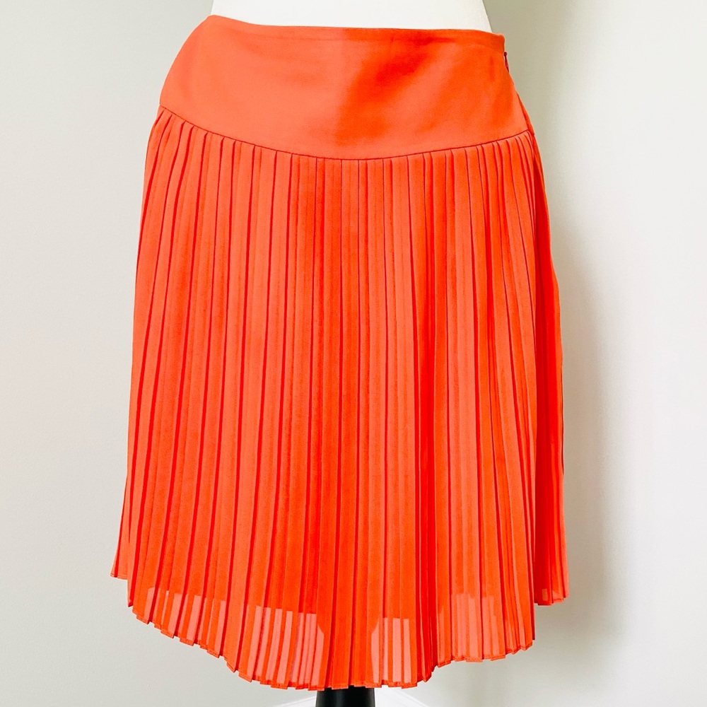 Ann Taylor Loft Pleated Short Skirt